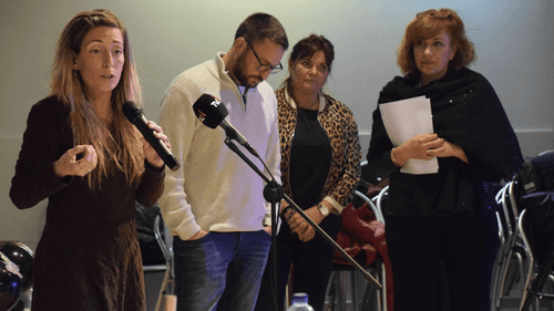 Membres de l'equip de govern i la presidenta de l'UBA a la celebració dels 45 anys.