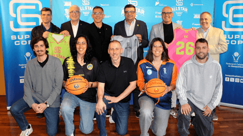 L'equip organitzatiu i tècnic de l'All-Star. L'Oriol, el primer ajupit a l'esquerra.